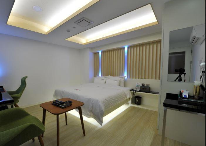 Ytt Hotel Nampo Busan Dış mekan fotoğraf