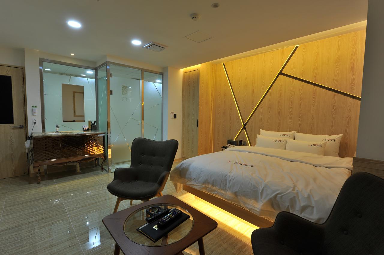 Ytt Hotel Nampo Busan Dış mekan fotoğraf