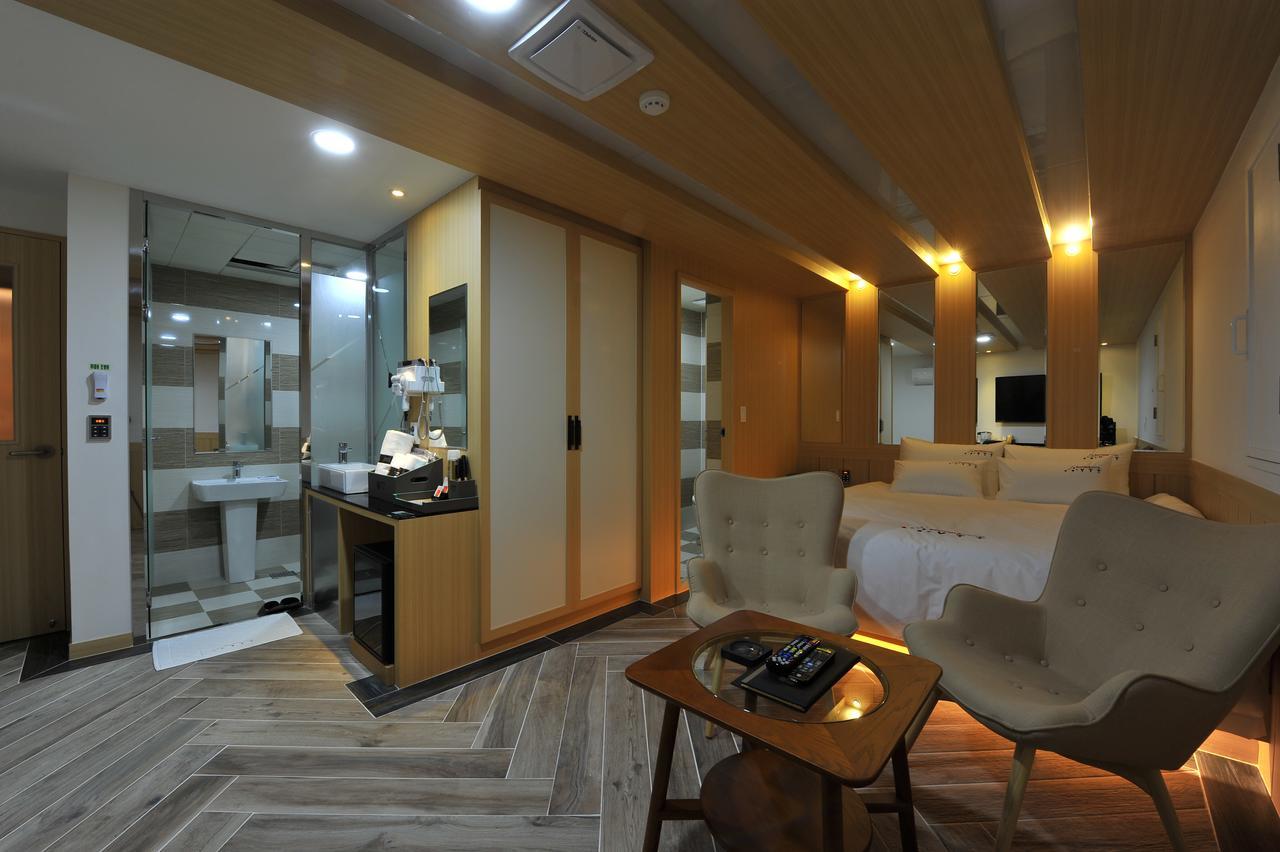 Ytt Hotel Nampo Busan Dış mekan fotoğraf