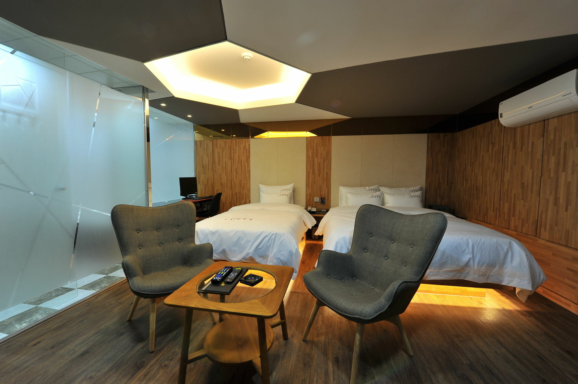 Ytt Hotel Nampo Busan Dış mekan fotoğraf